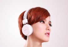 探索以声丽耳机G5的卓越音质与创新科技（用音乐来点亮生活，开启无限可能）