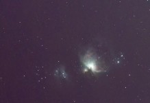 用SonyA7拍摄星空的奇妙体验（发现星空之美与SonyA7的完美结合）